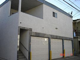 Large 4 BR Home Just Steps to The Sand in Newport Beach, CA (Photo 6 of 6)