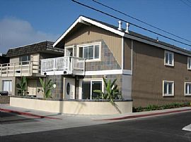 Large, Remodeled 4 Bedroom, 2 Bath Condo in Newport Beach, CA