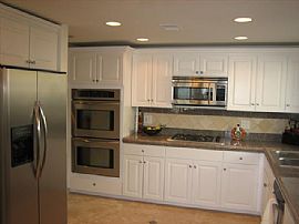 Large, Remodeled 4 Bedroom, 2 Bath Condo in Newport Beach, CA (Photo 5 of 7)