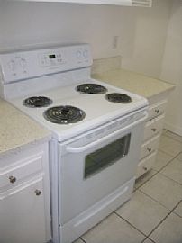 Large 2 Bedroom, 2 Bath Apartment in Tustin in Tustin, CA (Photo 7 of 11)