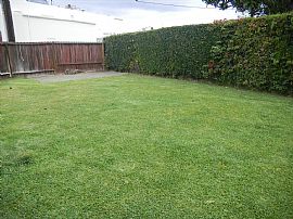 Large, Remodeled, 2 Bedroom, 1 Bath Apartment in Costa Mesa, CA (Photo 5 of 6)