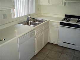 Remodeled 2 Bedroom Apartment Near Triangle Square in Costa Mesa, CA (Photo 4 of 7)