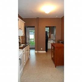 Beautifully Remodeled 3 Bedroom Home in Saint Paul, MN (Photo 5 of 5)