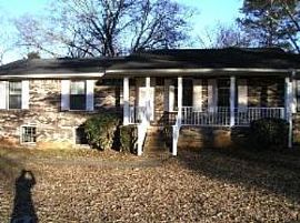 One Level 3 Bedroom 2 Bath Home in Alexandria. in Alexandria, AL