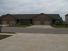 2 Bedroom Ranch Style Apartment Located Near Sidney and Lima Oh in Anna, OH (Photo 1 of 7)