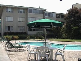 Spacious 2 BR, 1 BA Condo Near Downtown San Mateo - $2300  in San Mateo, CA