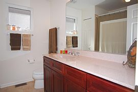 5 Bdr, 3.5 Bath Chicago Home, Garage/fenced Yard. Pets Ok in Chicago, IL (Photo 10 of 12)