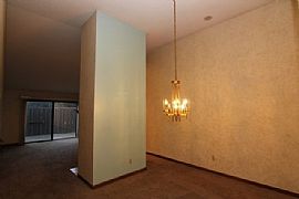 Dublin Luxury Condo For Rent Near Shopping and Restaurants in Dublin, OH (Photo 5 of 10)