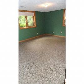 Beautiful 4 Bedroom Home in Superior Location in Edina, MN