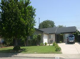 Outstanding 3 BR, 2 BA Single Family Home with Open Concept  in Montclair, CA