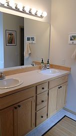 Beautiful Clean 5 Bed 3 Bath Home For Rent  in Mill Creek, WA (Photo 9 of 12)