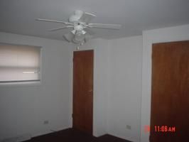 Beautiful 3 Bedroom For Rent W/buy Option in Dolton, IL (Photo 4 of 9)