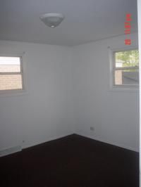 Beautiful 3 Bedroom For Rent W/buy Option in Dolton, IL (Photo 5 of 9)