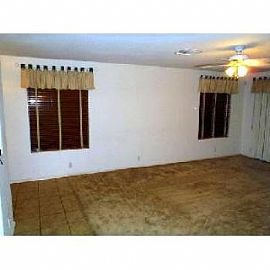 10030 N. 94th Lane in Peoria, AZ (Photo 4 of 5)