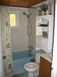 3 Bedroom Home in Lake Community in Dingmans Ferry, PA (Photo 4 of 6)