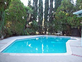 Gorgeous Home Close to Schools and Shopping in North Hills, CA (Photo 2 of 6)