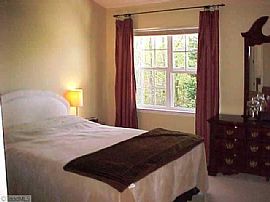 2 BR Townhome in Nice Quiet Neighborhood in Greensboro, NC (Photo 6 of 6)