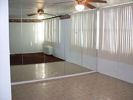 Minutes From Midway Airport in Chicago, IL (Photo 10 of 10)