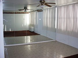 Minutes From Midway Airport in Chicago, IL (Photo 3 of 10)