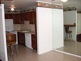 Minutes From Midway Airport in Chicago, IL (Photo 5 of 10)