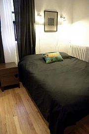 Luxury 1 BR, 1 BA Apartment in Highrise Building in Manhattan, NY (Photo 4 of 12)