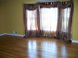 Large Tri-Level Home in Tuckahoe Village West Near Short Pump  in Richmond, VA (Photo 3 of 5)