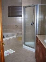 Furnished 1 BD, 1 BA Apartment on 2250 Clarendon Blvd in Arlington, VA (Photo 2 of 6)