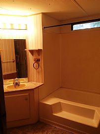 3bd on 1+ Ac.Close to Seaworld, Alamo Ranch in San Antonio, TX (Photo 4 of 8)