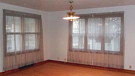 Spacious First Floor Apartment in Saint Joseph, MI (Photo 2 of 4)