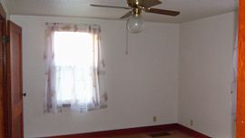 Spacious First Floor Apartment in Saint Joseph, MI (Photo 3 of 4)