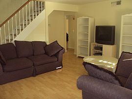 Large Clean 3 BR Home Near Walnut Creek in Concord, CA (Photo 4 of 4)