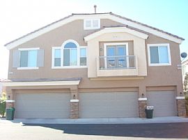 Excellent 3 Bdrm Townhome/2.5 Bath/gated Community in Henderson, NV