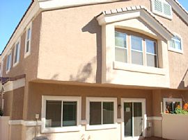 Excellent 3 Bdrm Townhome/2.5 Bath/gated Community in Henderson, NV (Photo 2 of 2)