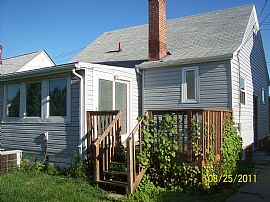 Beautifully Remodeled Single in Euclid, OH