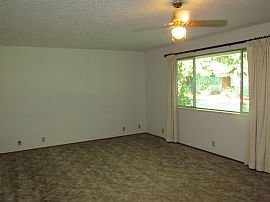 Daylight Basement Duplex Including Paid Utilities in Battle Ground, WA (Photo 11 of 12)