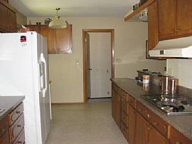 Wonderful 3-Bedroom House in Central Sioux Falls! in Sioux Falls, SD (Photo 2 of 5)