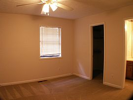 2 BR, 2.5 BA Townhouse Style Home in Duplex in Lawrenceville, GA (Photo 2 of 9)