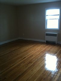 Two Bedroom Apartment in Overbrook Park Section  in Philadelphia, PA (Photo 4 of 4)
