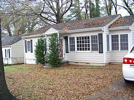 Great 3 Bedroom Home For $795.00 in Atlanta, GA (Photo 5 of 6)