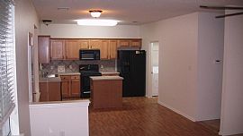 Exceptional 3 BR Home Across From Community Pool and Park in Pflugerville, TX (Photo 4 of 11)