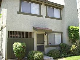 Baldwin Park Beautiful Corner Townhouse in Baldwin Park, CA