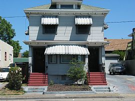 Sunny Studio Apartment Near Freeways and Public Trans in Oakland, CA