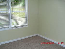 Private 3 Bedroom Home with a Bonus Room For $900 a Month! in Atlanta, GA (Photo 5 of 6)