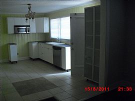 Spacious 5 Bedroom Home in Atlanta, GA (Photo 4 of 6)