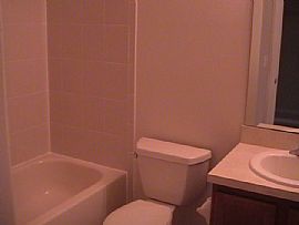 Like New! 3 BR, 2.5 BA with 1 Car Garage in Orlando, FL (Photo 7 of 7)