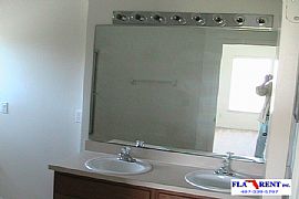 Beautiful! Like New 3/2.5/2 Townhouse - Pets Welcome in Orlando, FL (Photo 5 of 10)