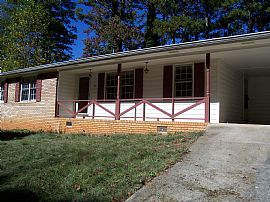 3 BR Brick Ranch Home with Owner Finance Option in Kennesaw, GA (Photo 11 of 11)