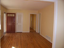 3 BR Brick Ranch Home with Owner Finance Option in Kennesaw, GA (Photo 5 of 11)