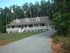 3 BR Home on Lake Gaston in Littleton, NC