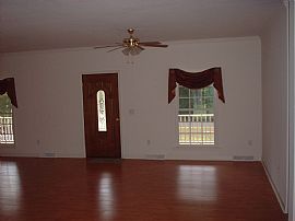 3 BR Home on Lake Gaston in Littleton, NC (Photo 7 of 7)